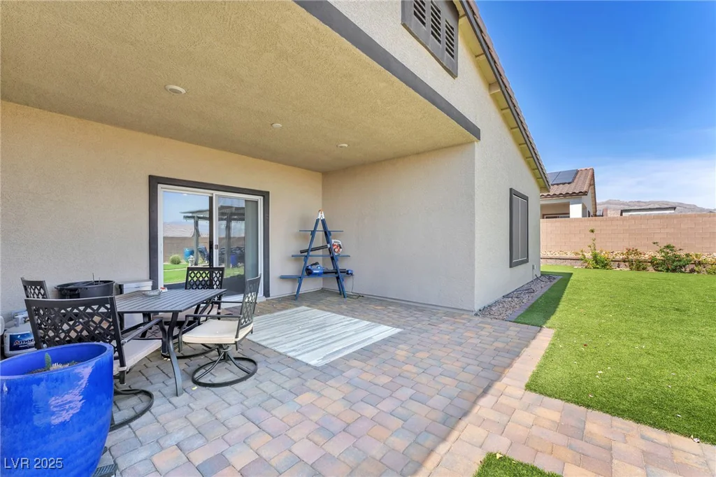 10266 Sweet Holly, Las Vegas, NV 89149