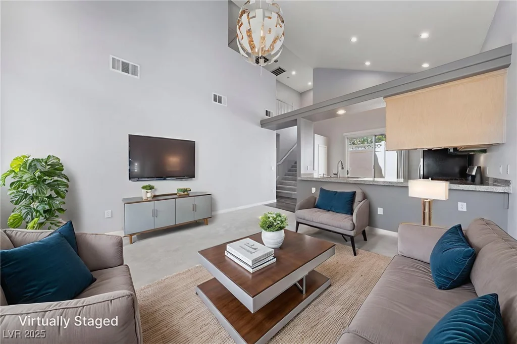 7589 Grassy Bank, Las Vegas, NV 89139