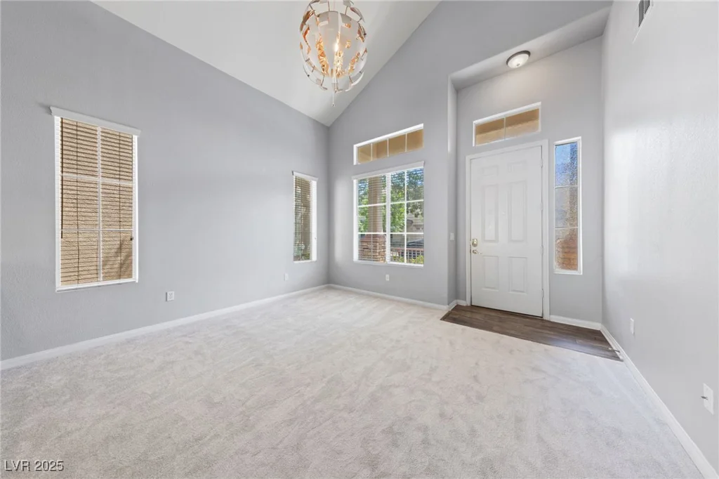 7589 Grassy Bank, Las Vegas, NV 89139