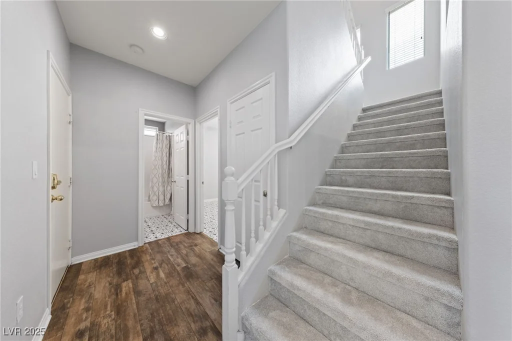 7589 Grassy Bank, Las Vegas, NV 89139