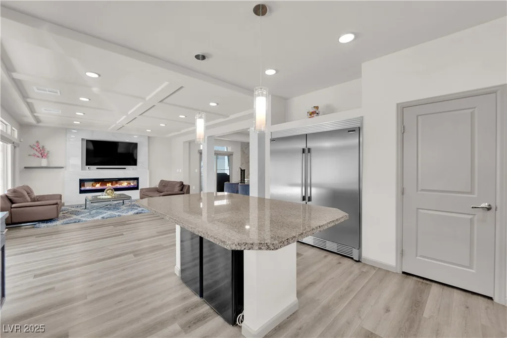 6643 Tangled Vines, Las Vegas, NV 89139