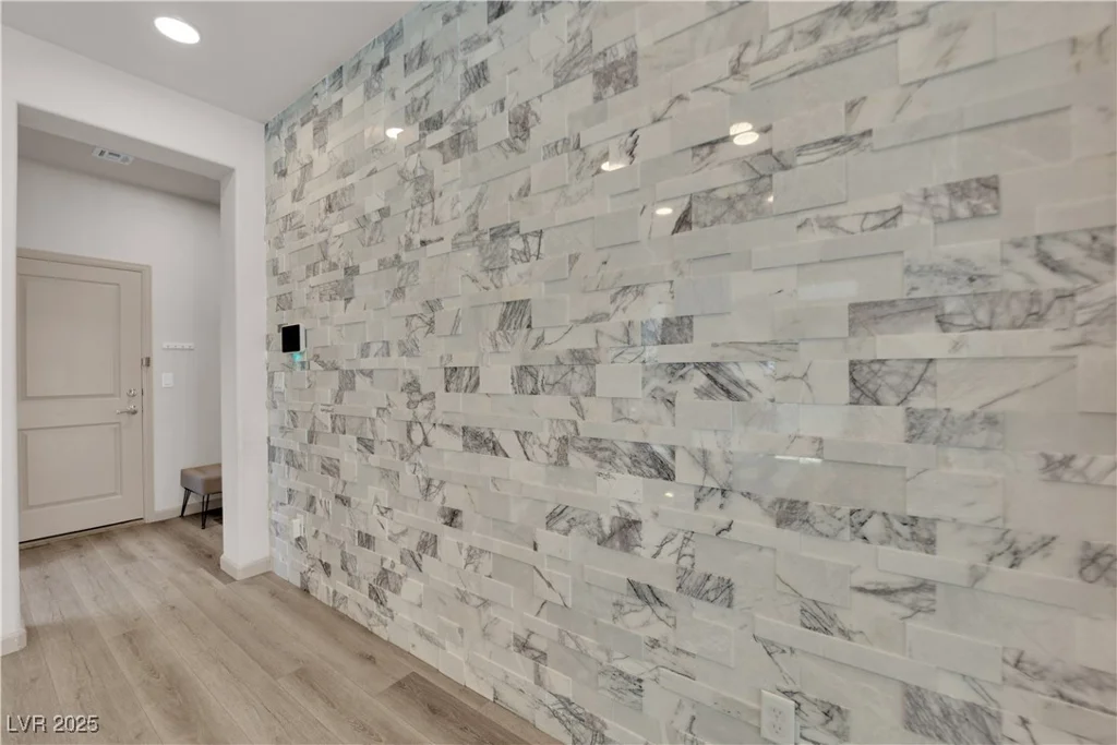 6643 Tangled Vines, Las Vegas, NV 89139