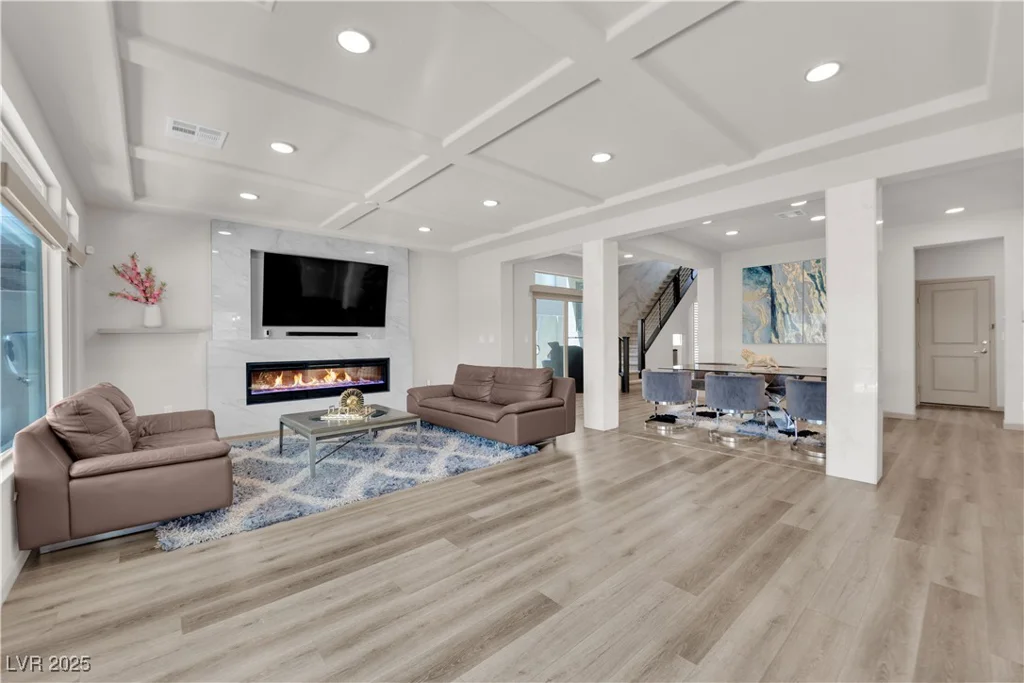 6643 Tangled Vines, Las Vegas, NV 89139