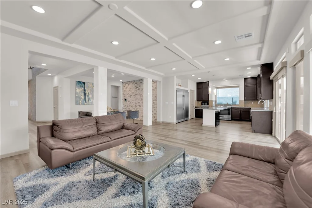 6643 Tangled Vines, Las Vegas, NV 89139