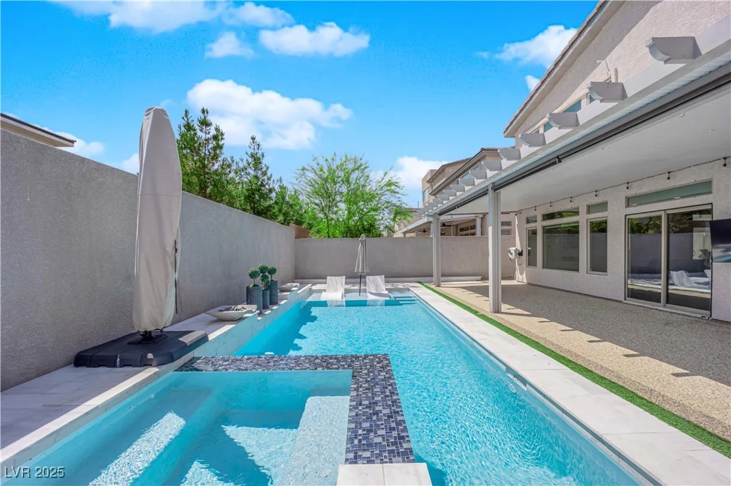 6643 Tangled Vines, Las Vegas, NV 89139