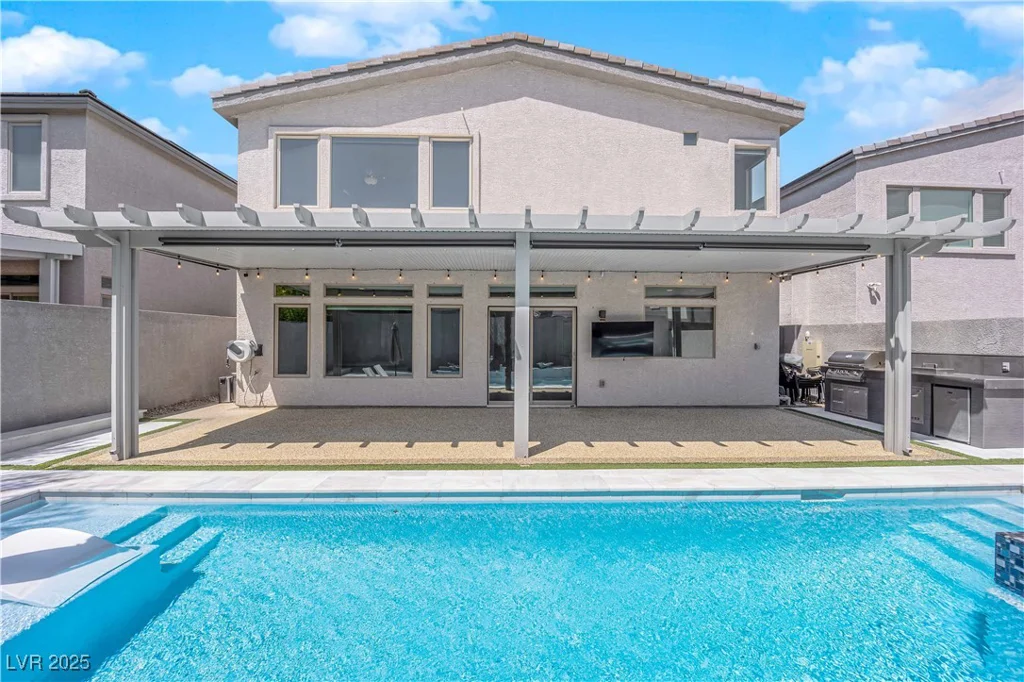 6643 Tangled Vines, Las Vegas, NV 89139