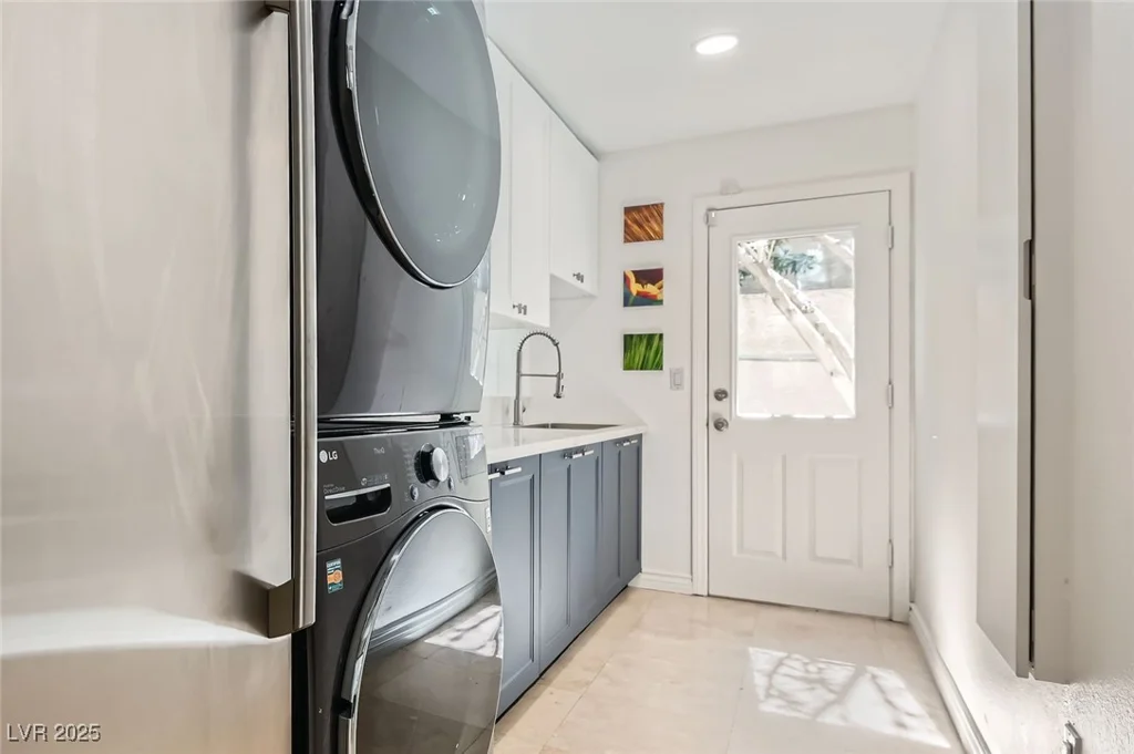 1925 Grey Eagle, Henderson, NV 89074