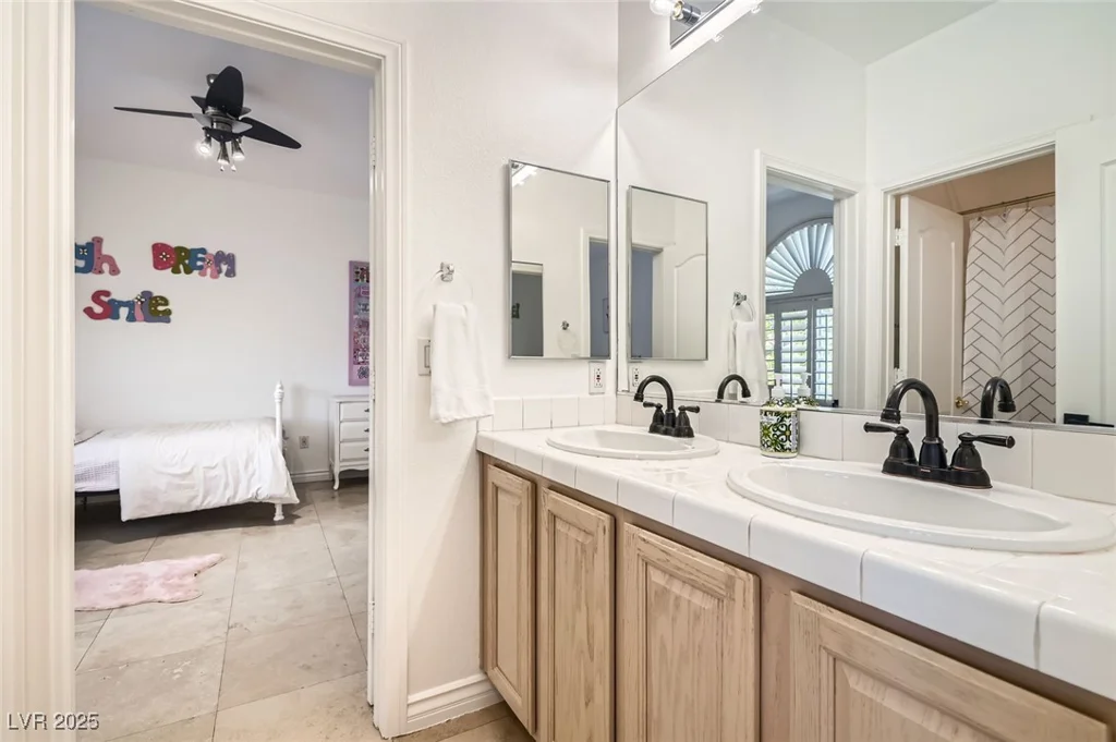 1925 Grey Eagle, Henderson, NV 89074