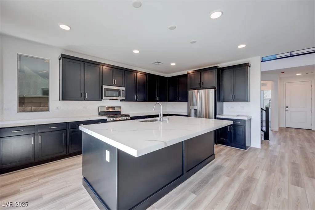 1321 Crimson Sunbird, North Las Vegas, NV 89084