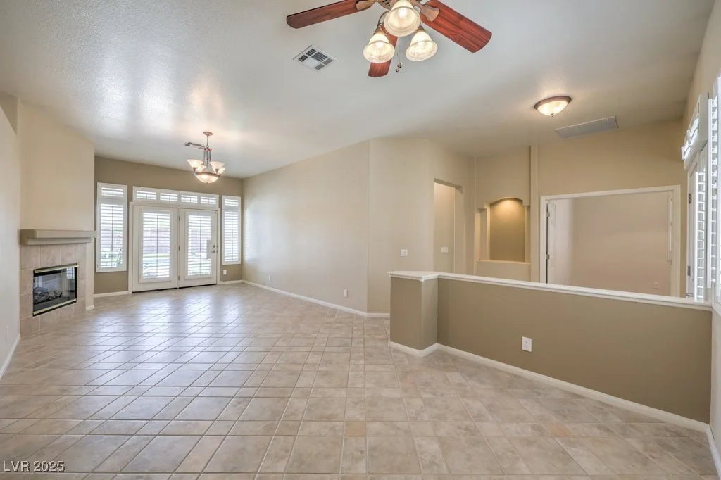 7489 Crystal Clear, Las Vegas, NV 89113