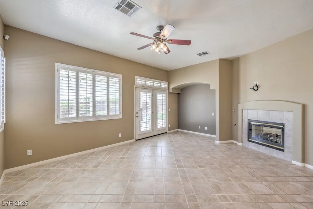 7489 Crystal Clear, Las Vegas, NV 89113