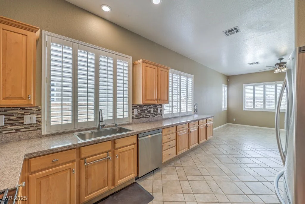 7489 Crystal Clear, Las Vegas, NV 89113