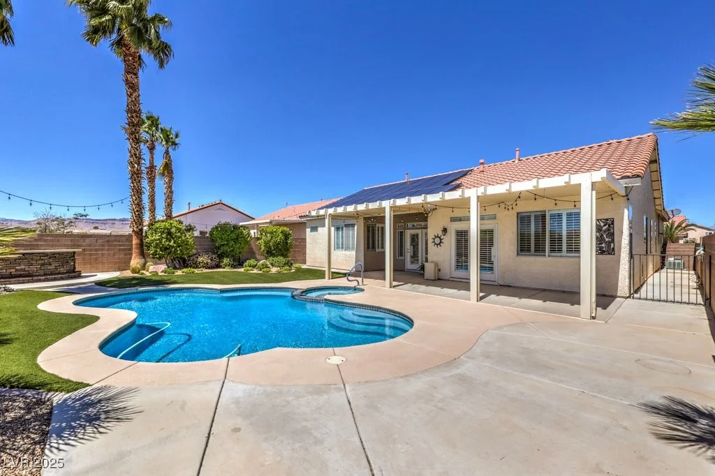 7489 Crystal Clear, Las Vegas, NV 89113