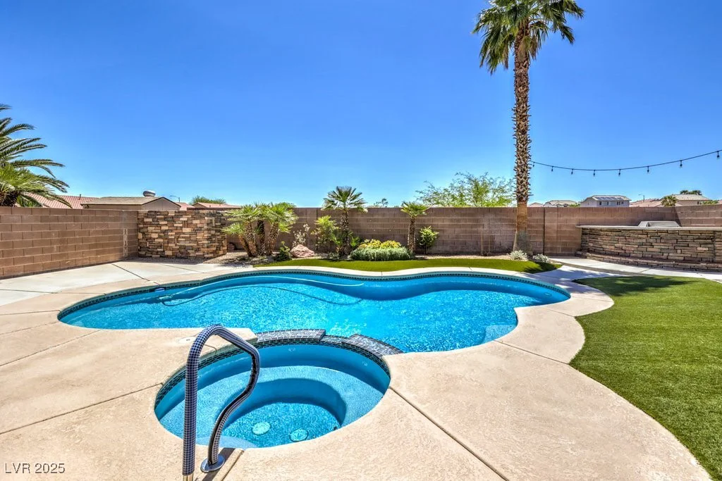7489 Crystal Clear, Las Vegas, NV 89113