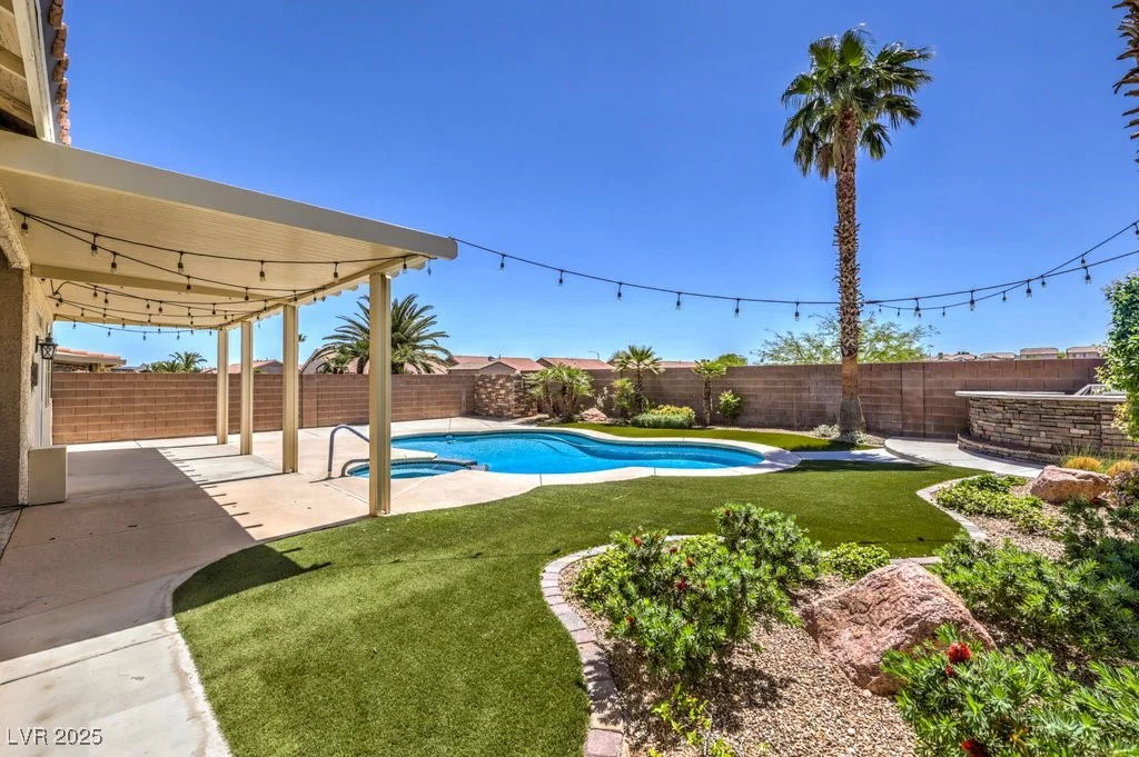 7489 Crystal Clear, Las Vegas, NV 89113