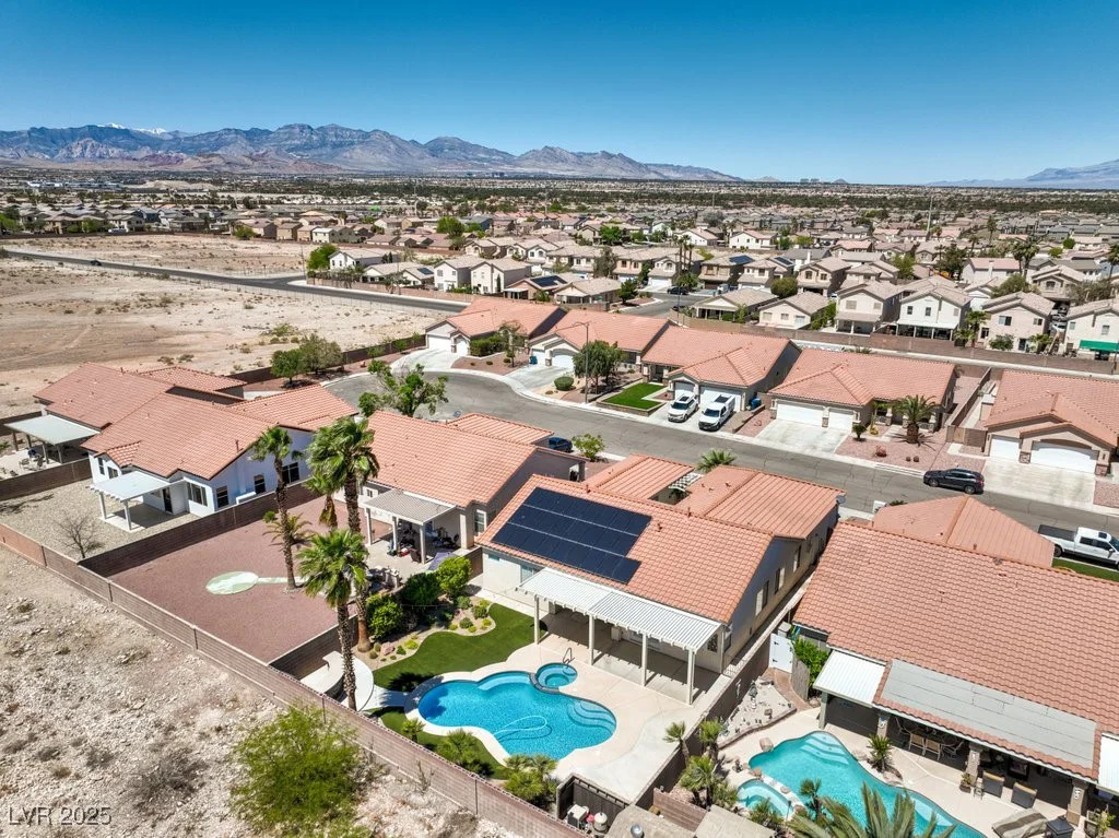 7489 Crystal Clear, Las Vegas, NV 89113