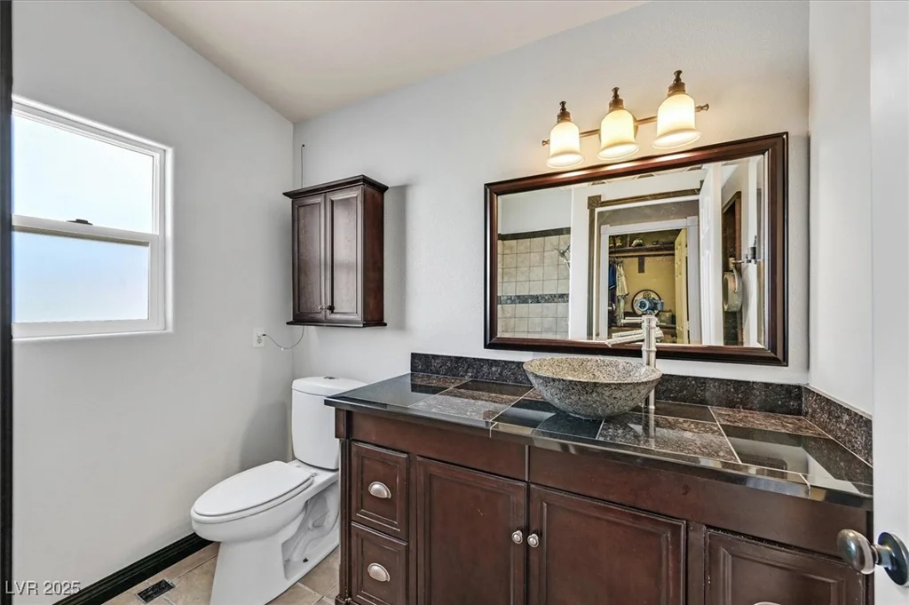 2805 El Cubano, North Las Vegas, NV 89030