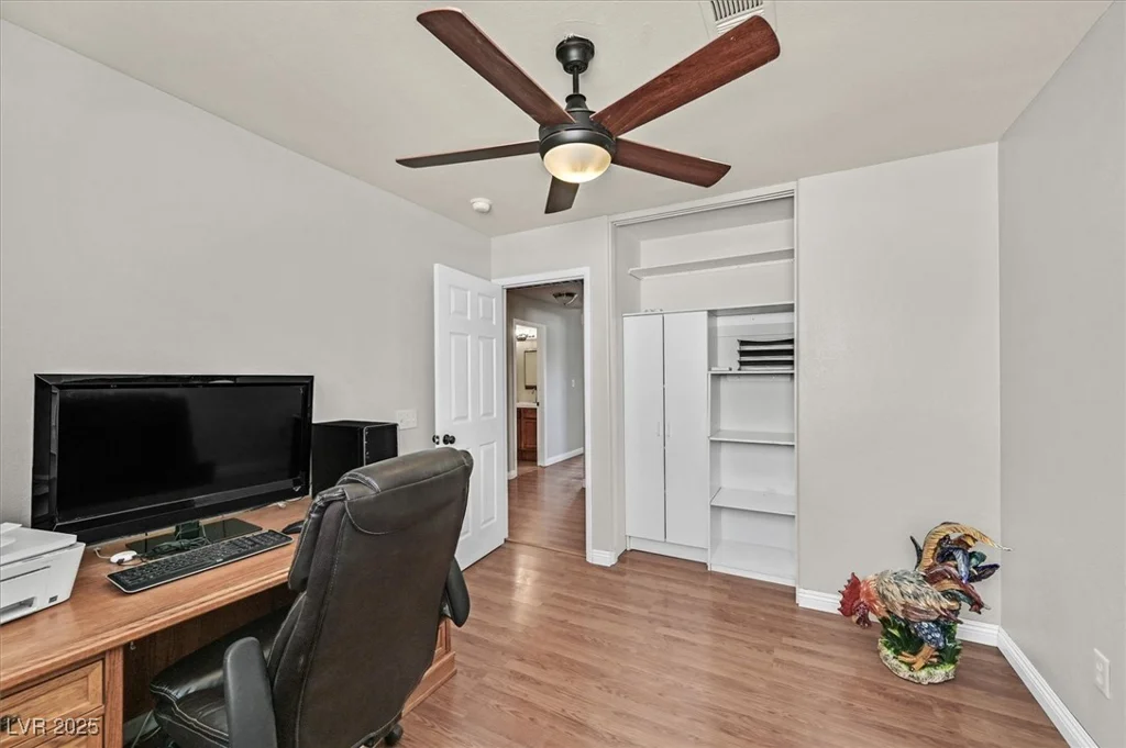 2805 El Cubano, North Las Vegas, NV 89030