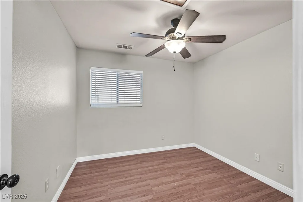 2805 El Cubano, North Las Vegas, NV 89030