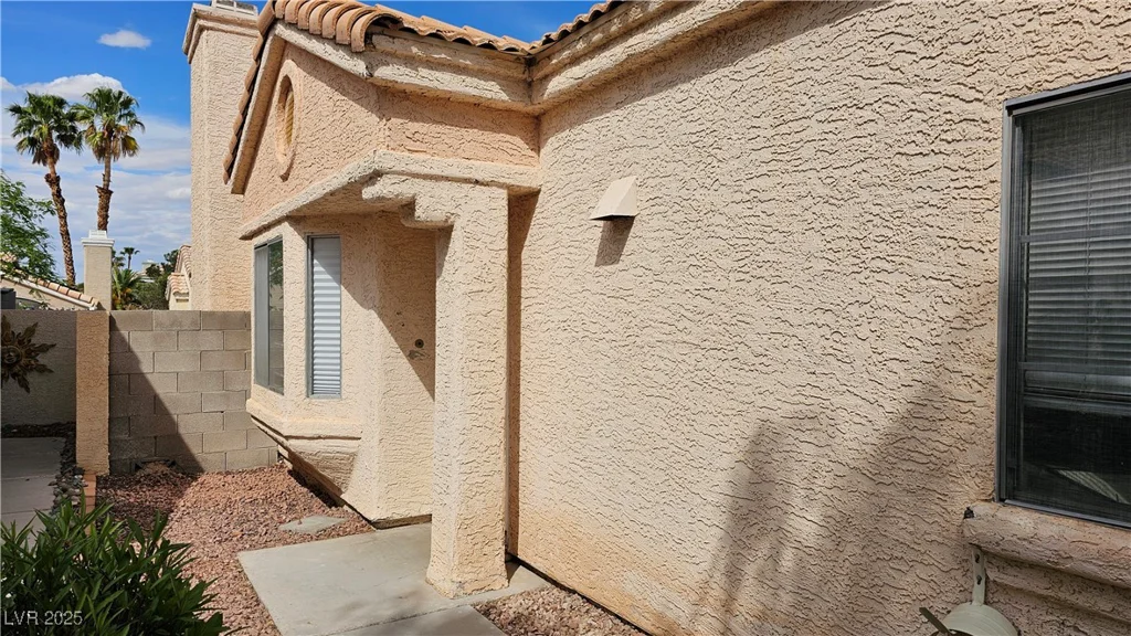 7053 Magic Moment, Las Vegas, NV 89119