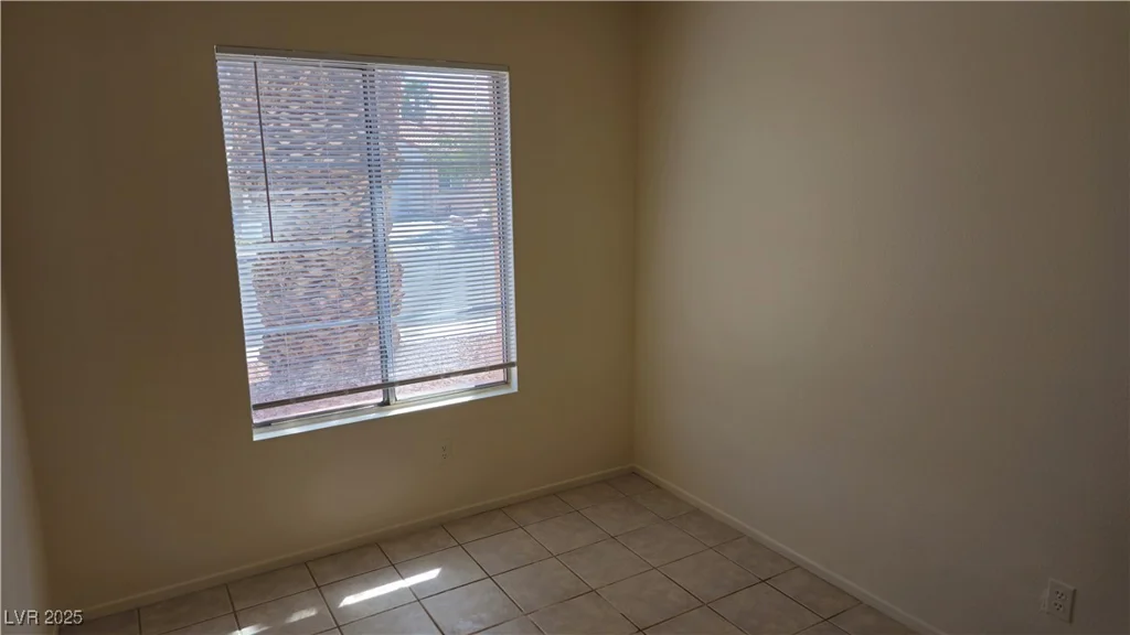 7053 Magic Moment, Las Vegas, NV 89119