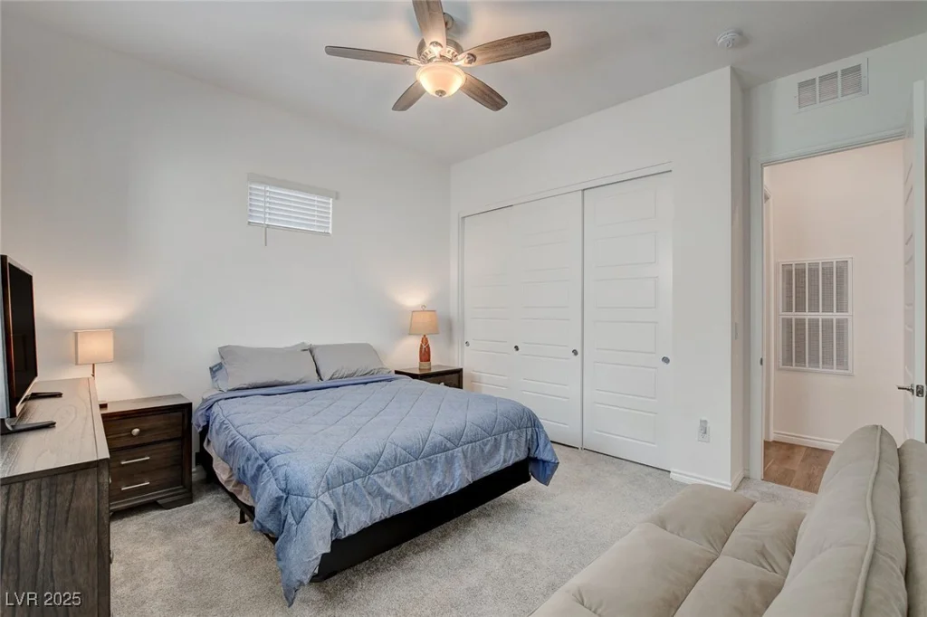 897 Woodburn, Las Vegas, NV 89138