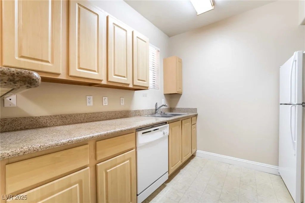 8000 Badura, Las Vegas, NV 89113