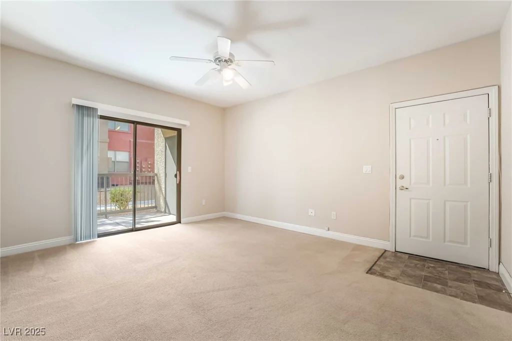 8000 Badura, Las Vegas, NV 89113
