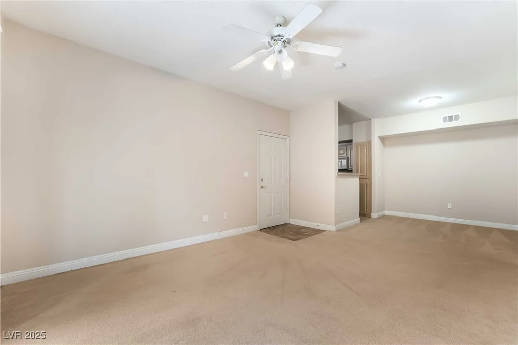 8000 Badura, Las Vegas, NV 89113