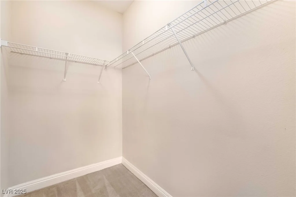 8000 Badura, Las Vegas, NV 89113