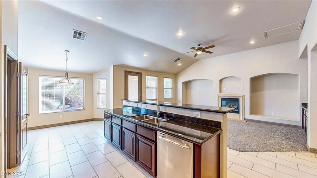 524 Blanche, Henderson, NV 89052