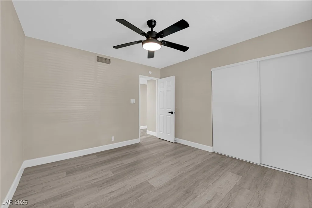 608 McDermit, Las Vegas, NV 89107