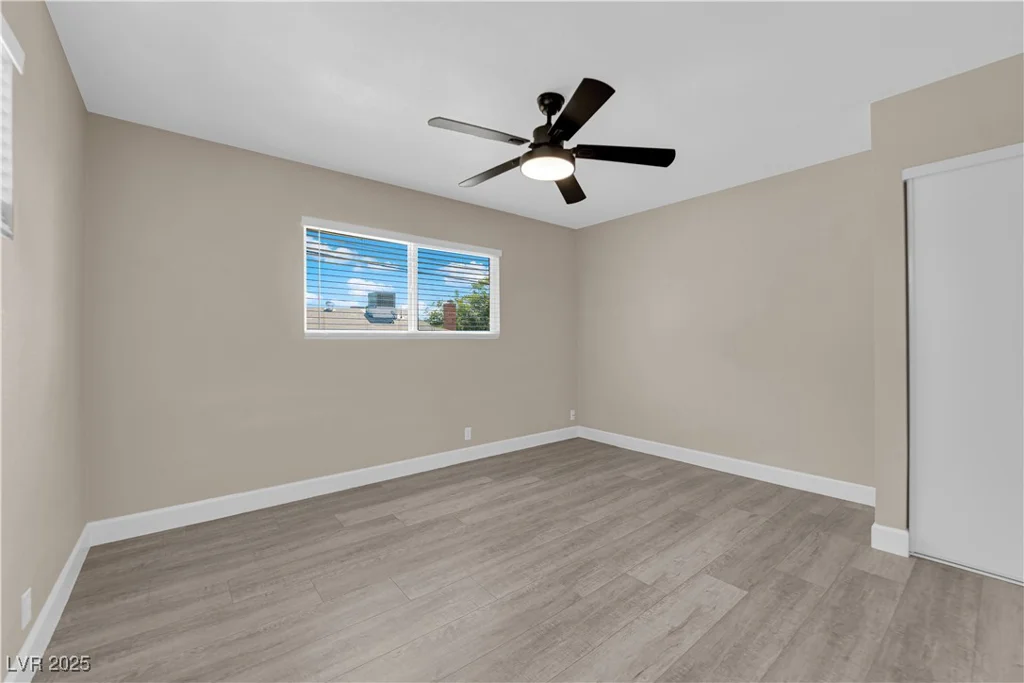 608 McDermit, Las Vegas, NV 89107