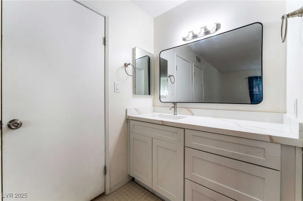 4687 Monterey, Las Vegas, NV 89169