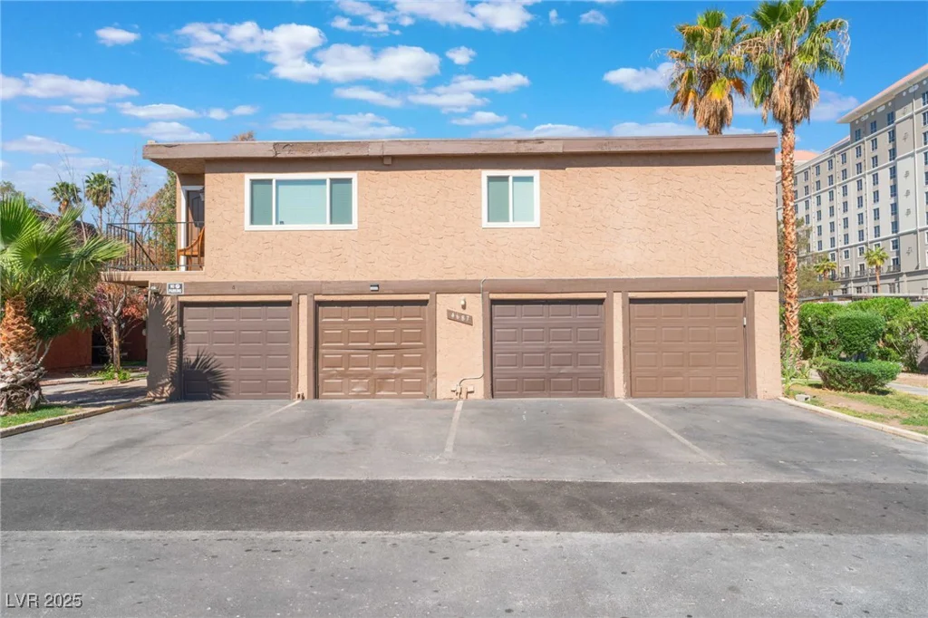 4687 Monterey, Las Vegas, NV 89169