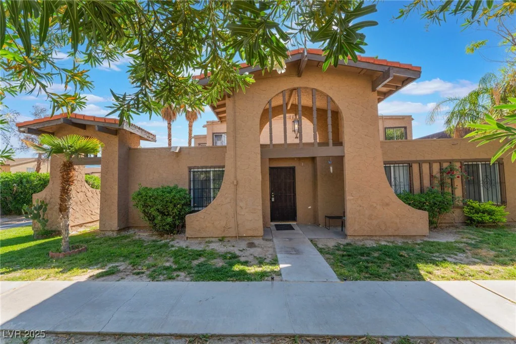 4687 Monterey, Las Vegas, NV 89169