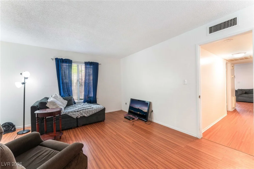 4687 Monterey, Las Vegas, NV 89169