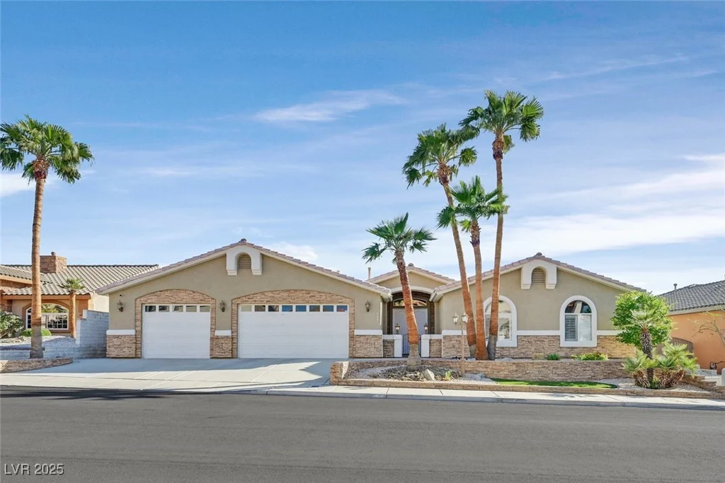 904 Rhyolite, Henderson, NV 89011