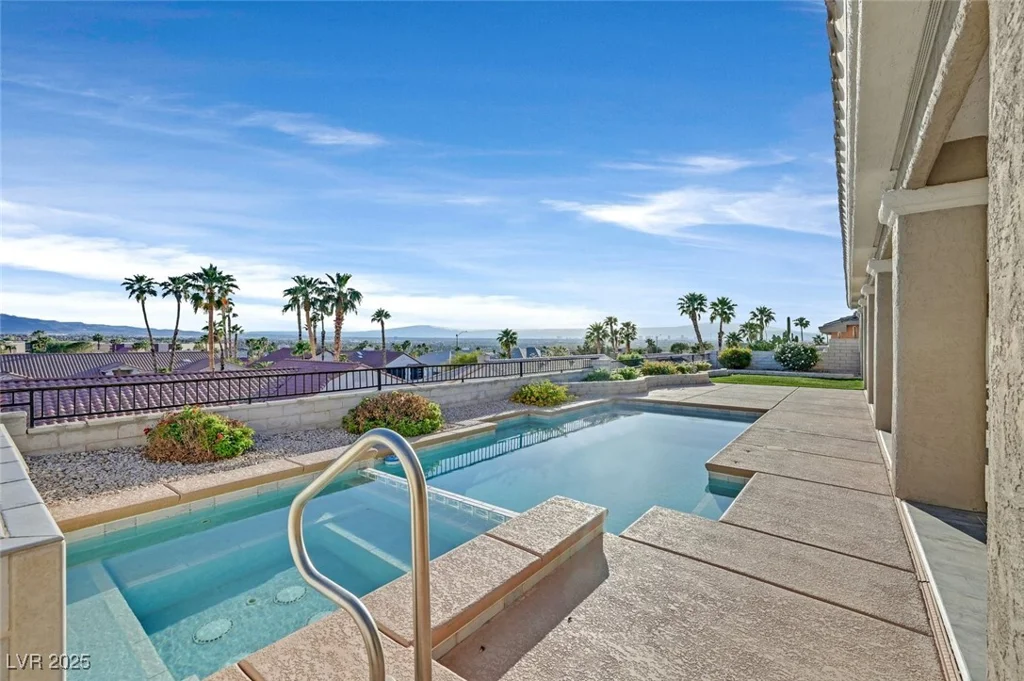 904 Rhyolite, Henderson, NV 89011