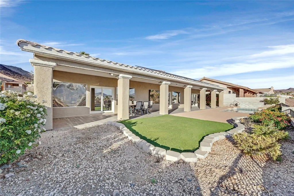 904 Rhyolite, Henderson, NV 89011