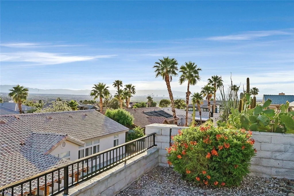 904 Rhyolite, Henderson, NV 89011