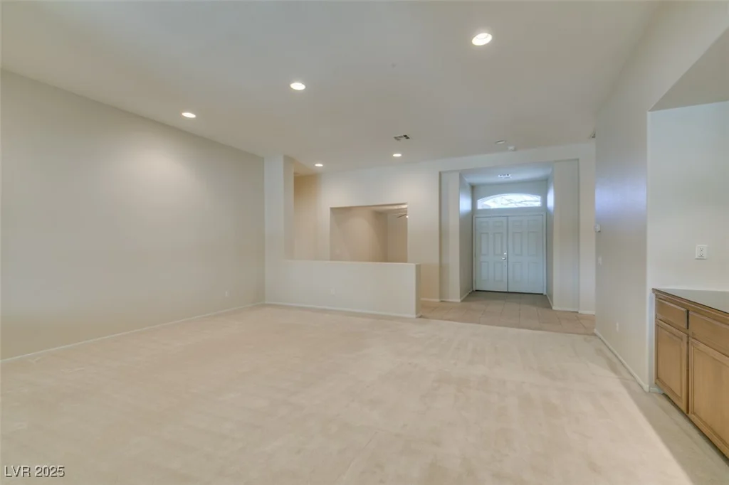 8404 Dripping Rock, Las Vegas, NV 89131