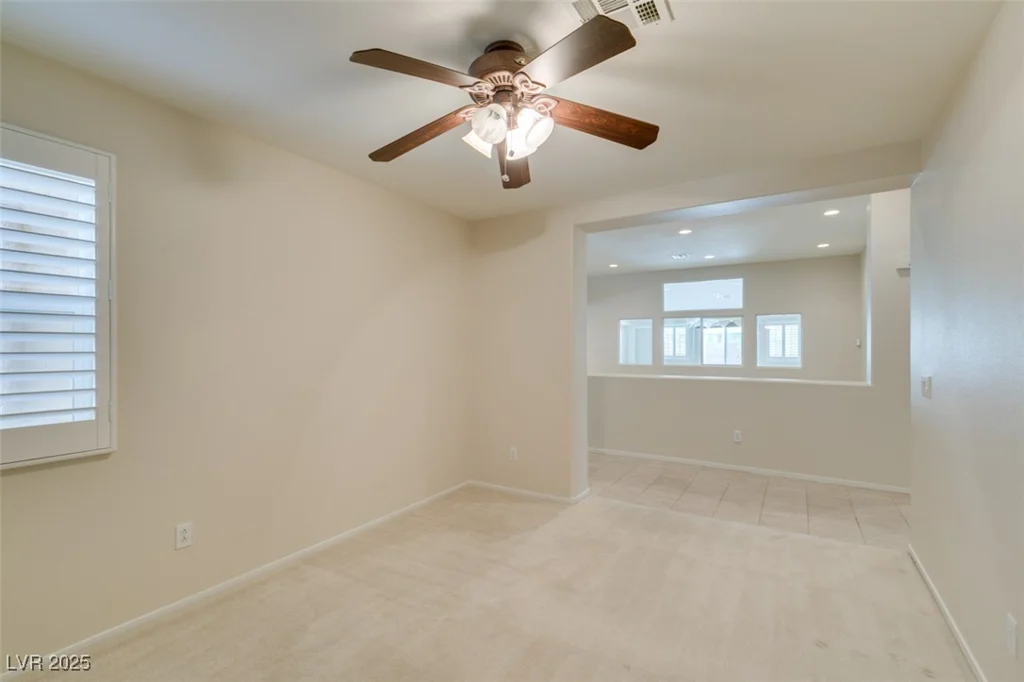 8404 Dripping Rock, Las Vegas, NV 89131