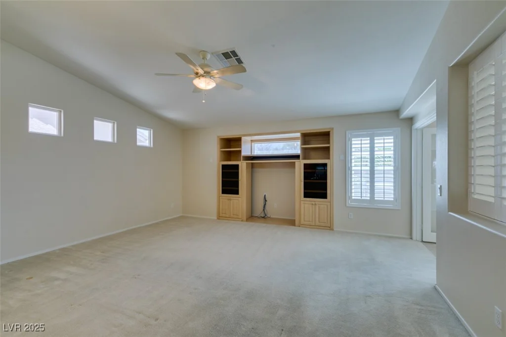 8404 Dripping Rock, Las Vegas, NV 89131