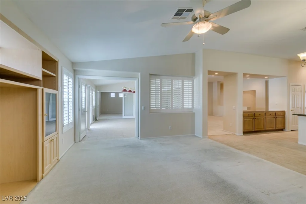 8404 Dripping Rock, Las Vegas, NV 89131