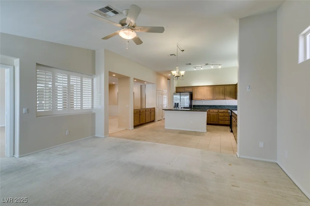 8404 Dripping Rock, Las Vegas, NV 89131