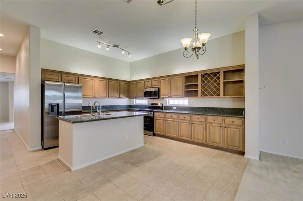 8404 Dripping Rock, Las Vegas, NV 89131