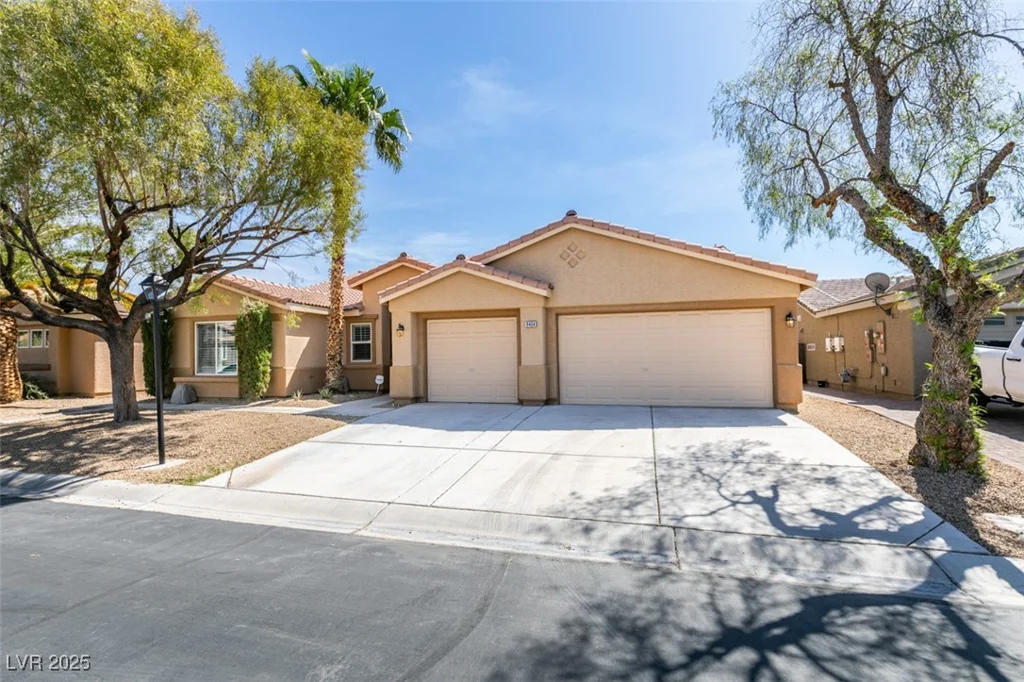 8404 Dripping Rock, Las Vegas, NV 89131