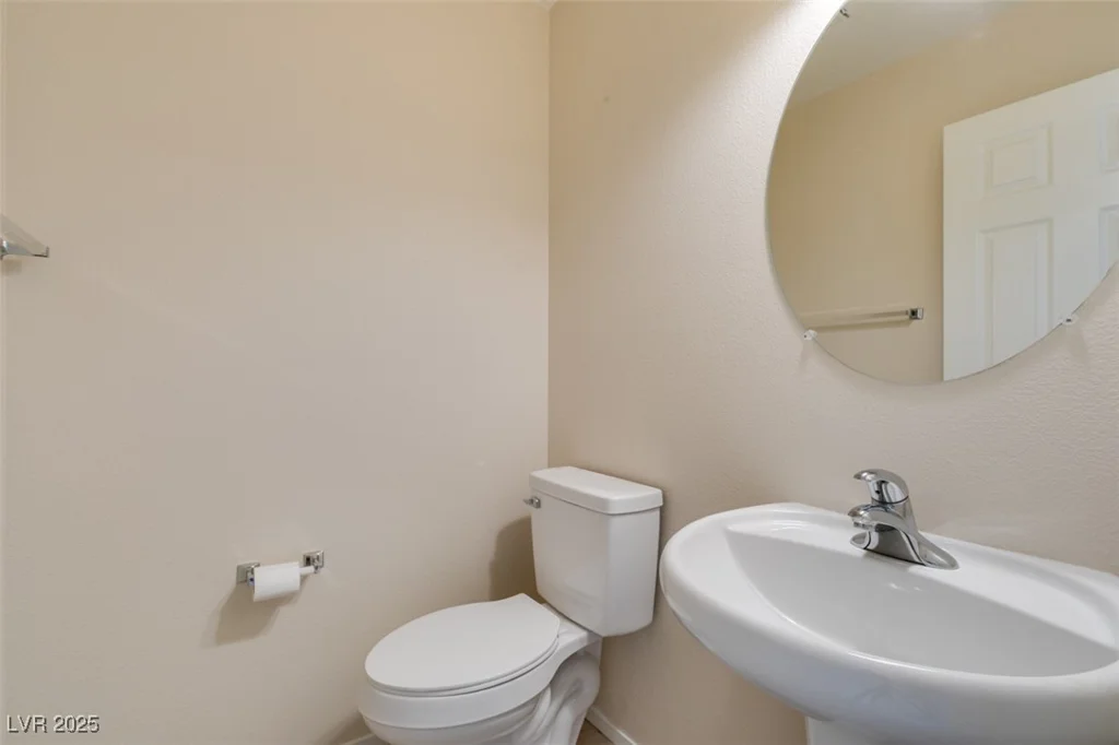 8404 Dripping Rock, Las Vegas, NV 89131