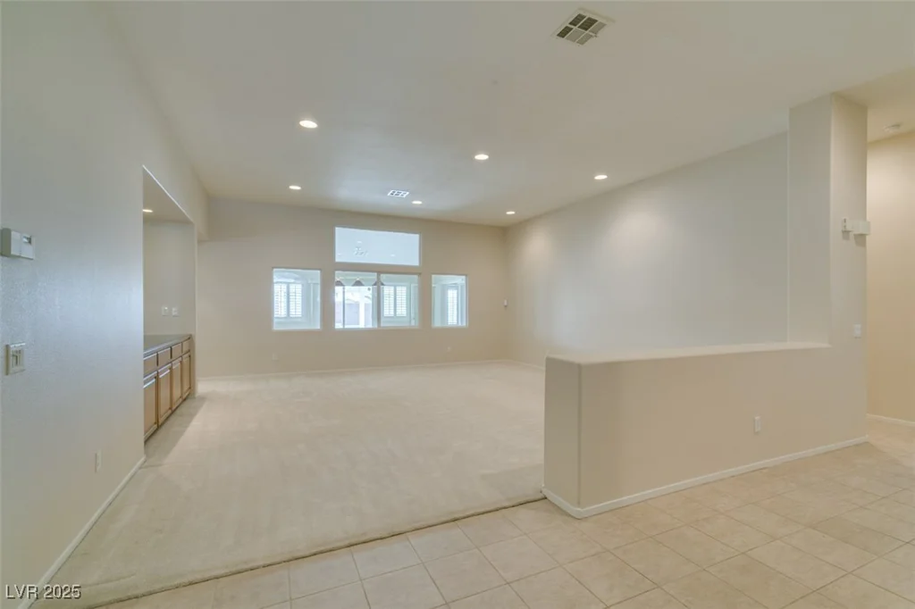 8404 Dripping Rock, Las Vegas, NV 89131